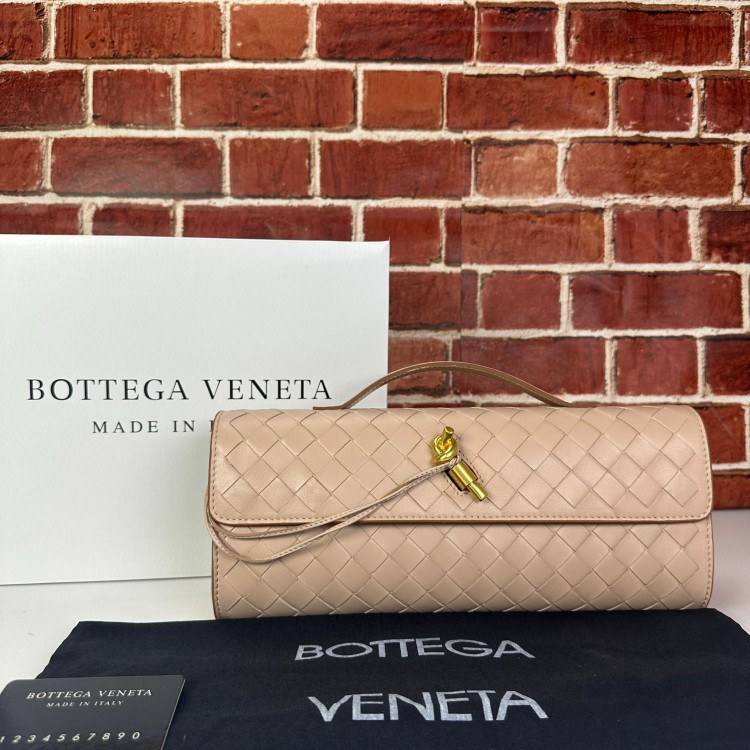BOTTEGA VENETA ANDİAMO CLAUTCH KREM
